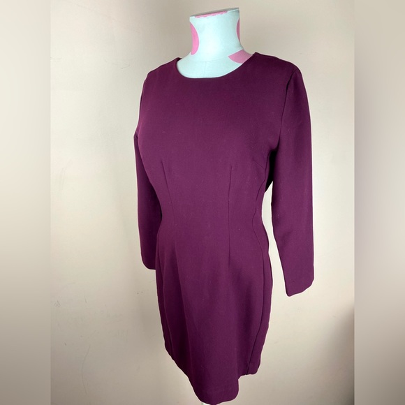 Forever 21 Long Sleeved Mini with Zipper detail Sz S - Picture 2 of 3